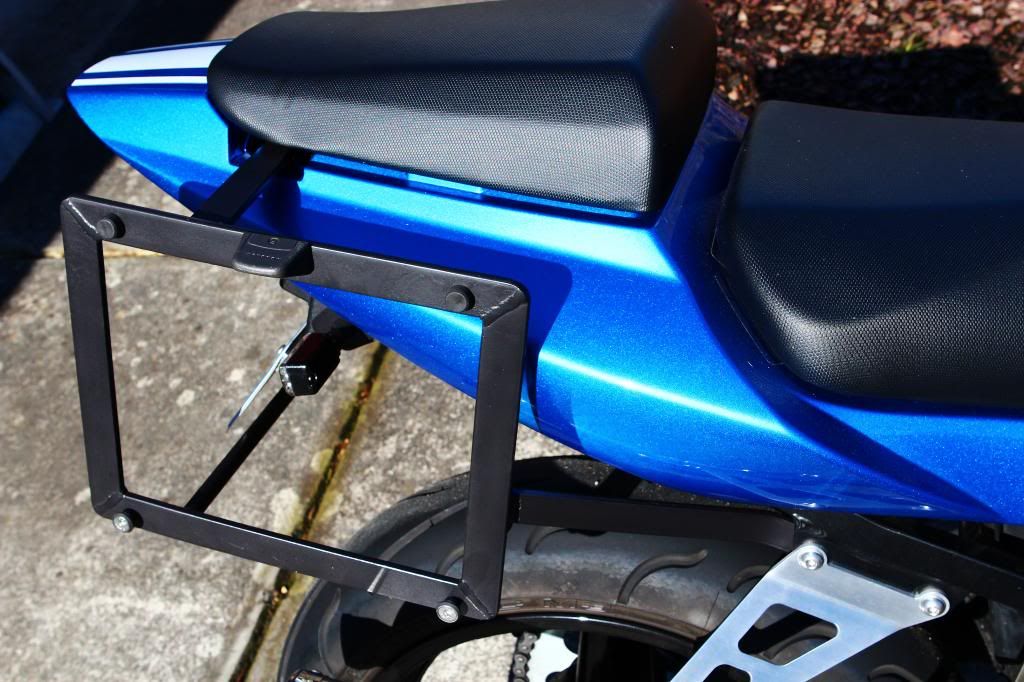 suzuki gladius luggage rack